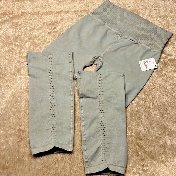 FREE PEOPLE Movement Good Karma Leggings - Picture 3 of 7